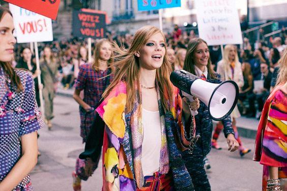 GIRLBOSS PLAYLIST: CANCIONES QUE TE HARÁN SENTIR PODEROSA